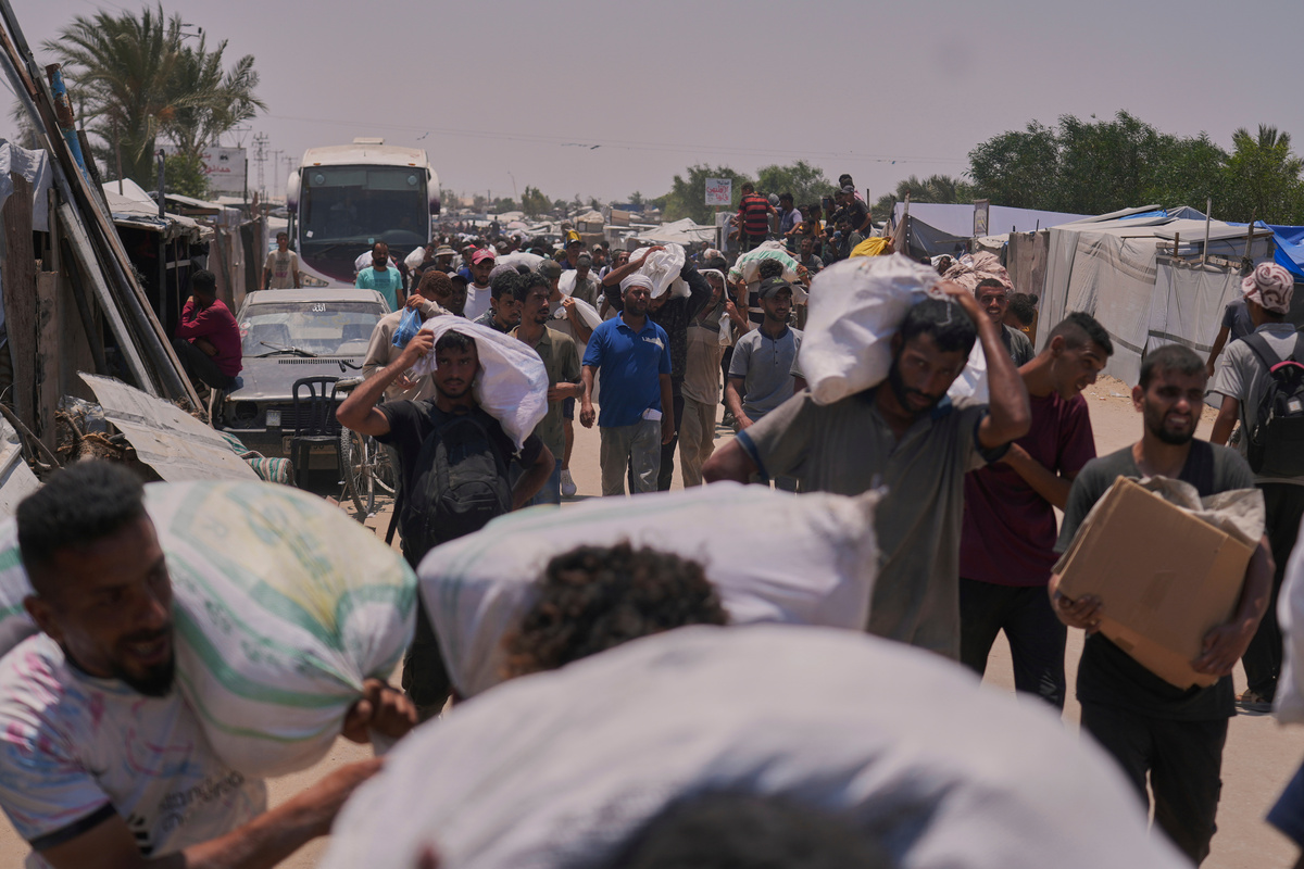 中国向加沙提供紧急人道主义援助