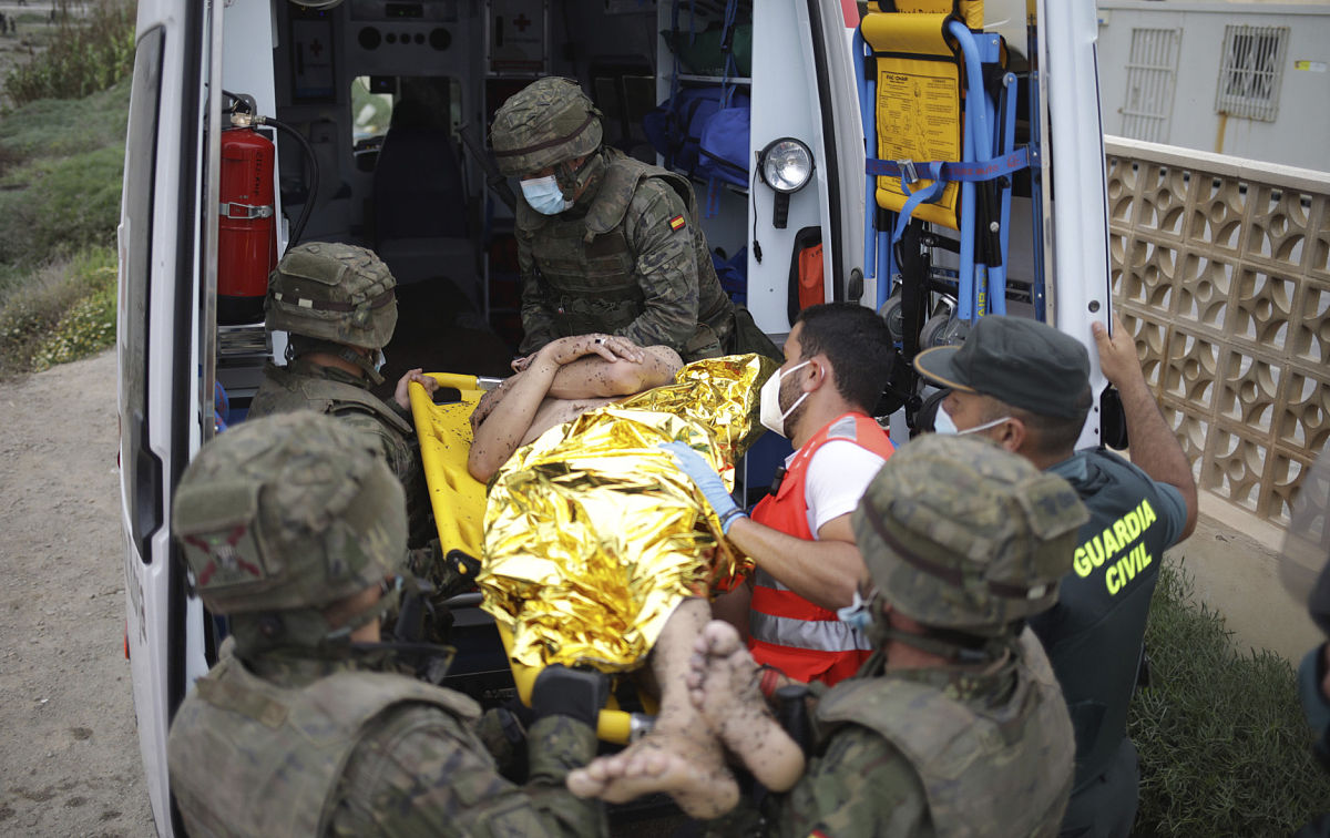 HTML表格中设置表格线为1像素的写法