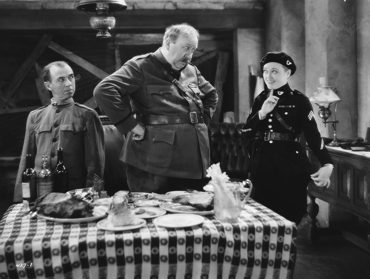 marion davies as marianne, and mack swain (center) as the genera