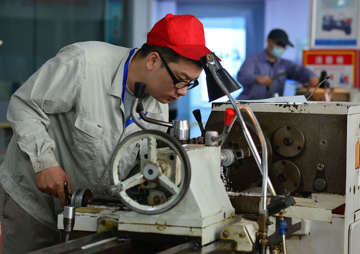 教育调研报告：基础教育课程改革背景下机械专业实习生实习情况的调查研究