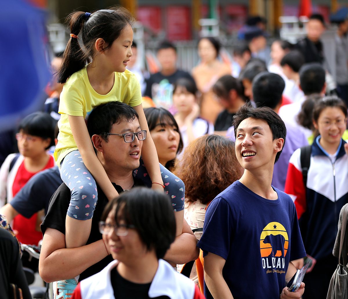 高考首日：致家长的一封信 - 用爱和鼓励陪伴孩子