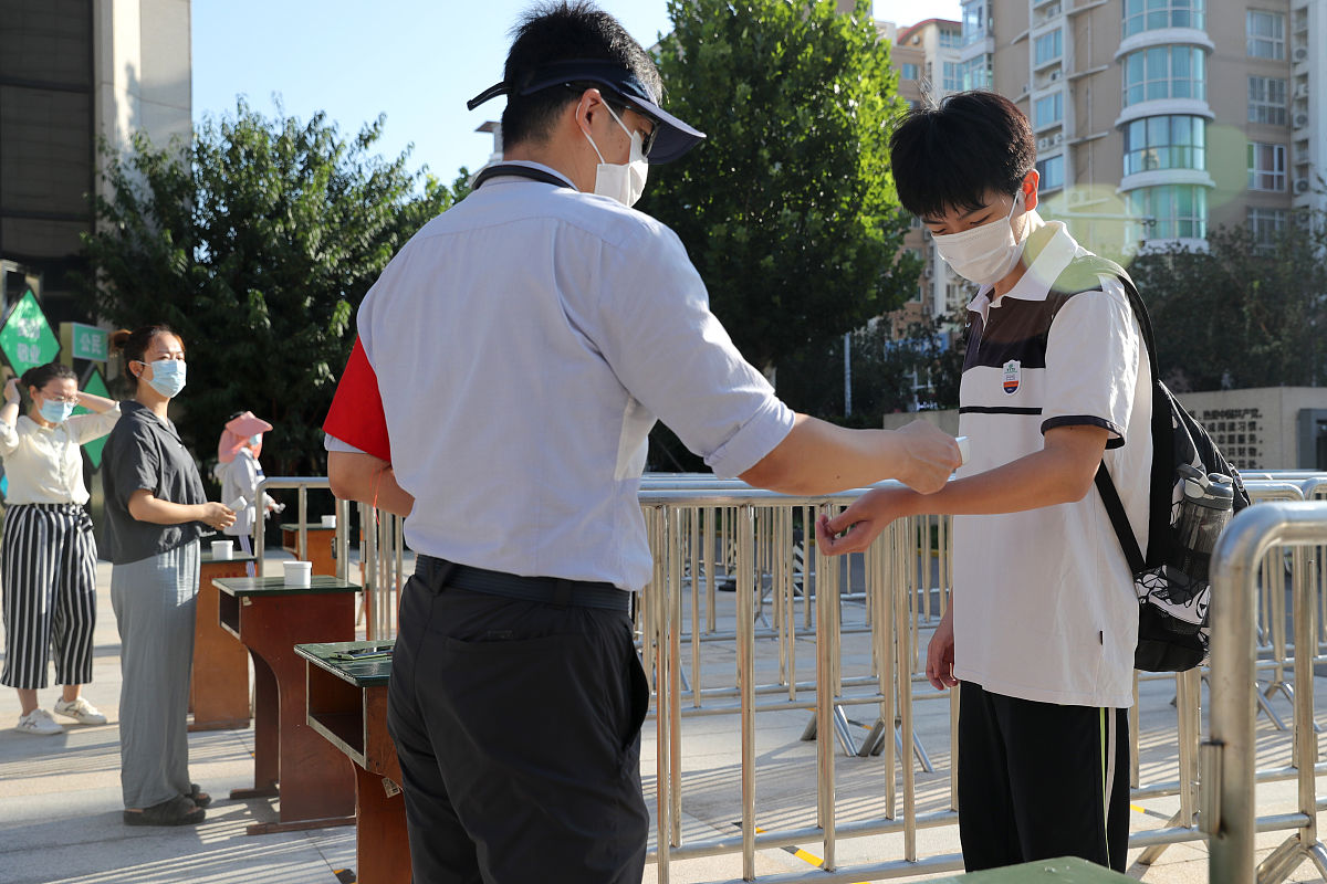 铜仁市交通学校汽车整车与配件销售专业前景分析：就业方向、课程设置及发展趋势