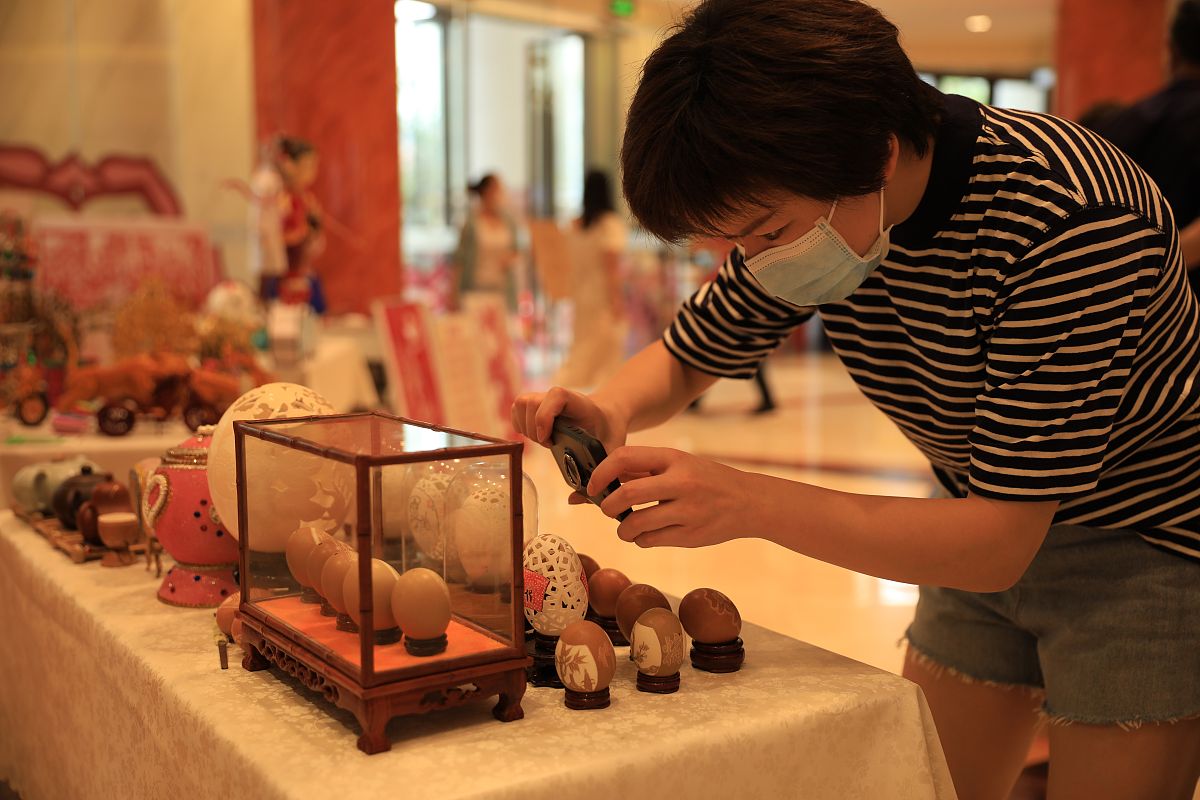 宁夏艺术设计学校怎么样用发散