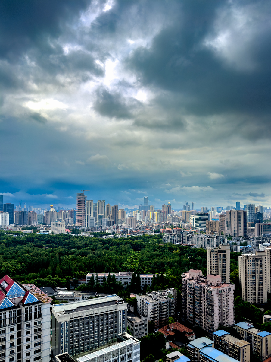 武汉旅游攻略：必玩景点推荐，打卡城市魅力