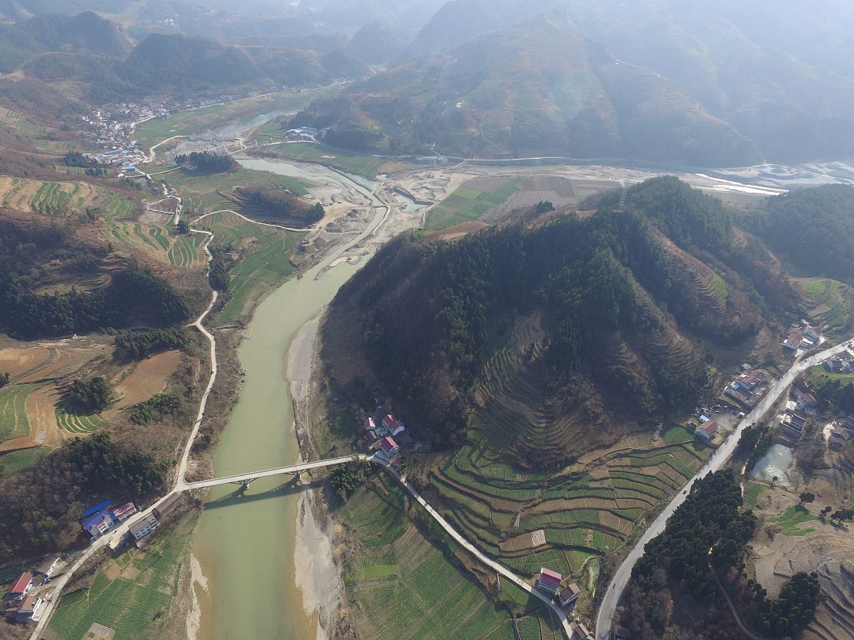 旬阳白柳印象项目地址回答并拓展。