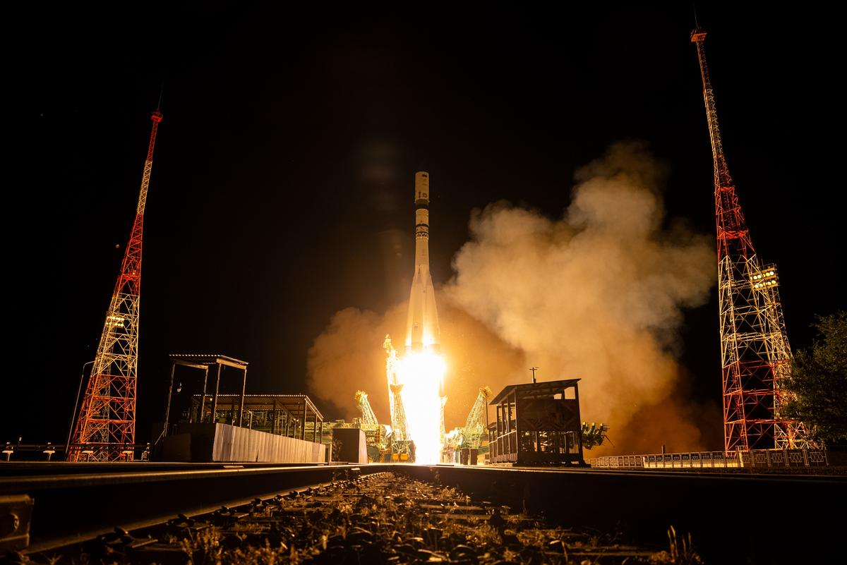 火箭发射燃料制作：步骤、类型和安全指南