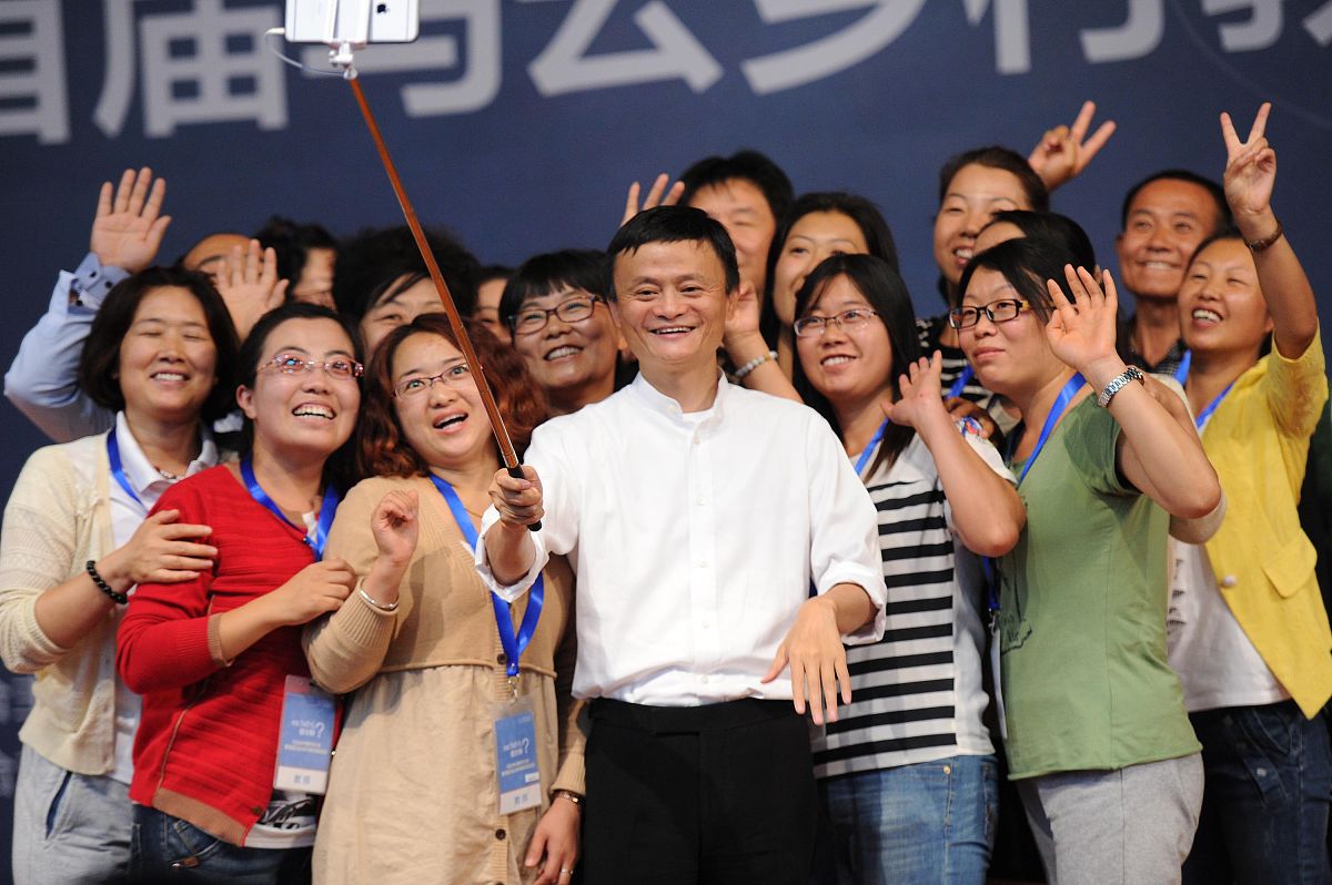 马云：中国互联网巨头和慈善家