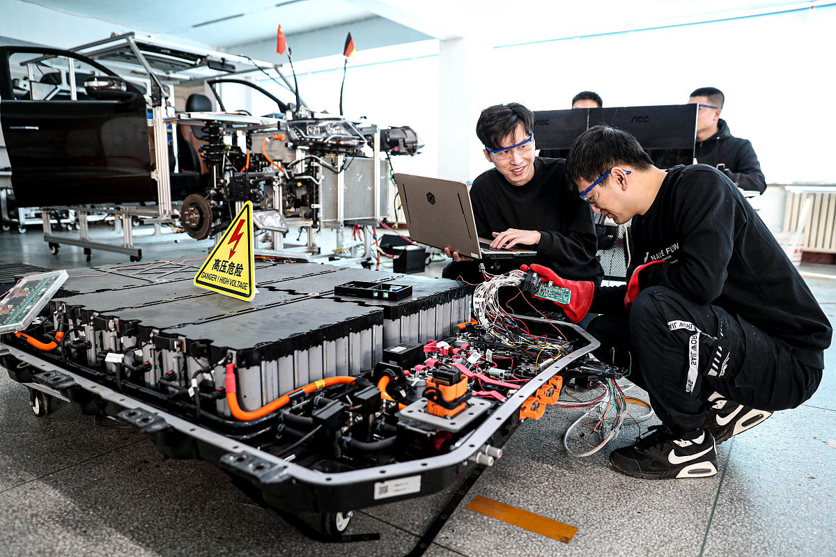 浙江汽车职业技术学院新能源汽车技术专业课程设置详解