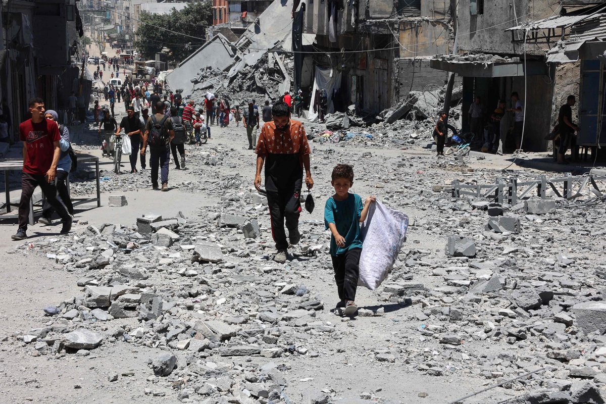 阿克萨洪水行动：历史背景、国际反应与巴以冲突