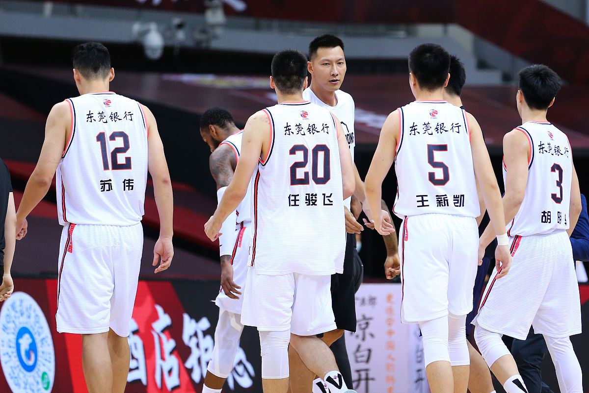 评选当今CBA前10的球员