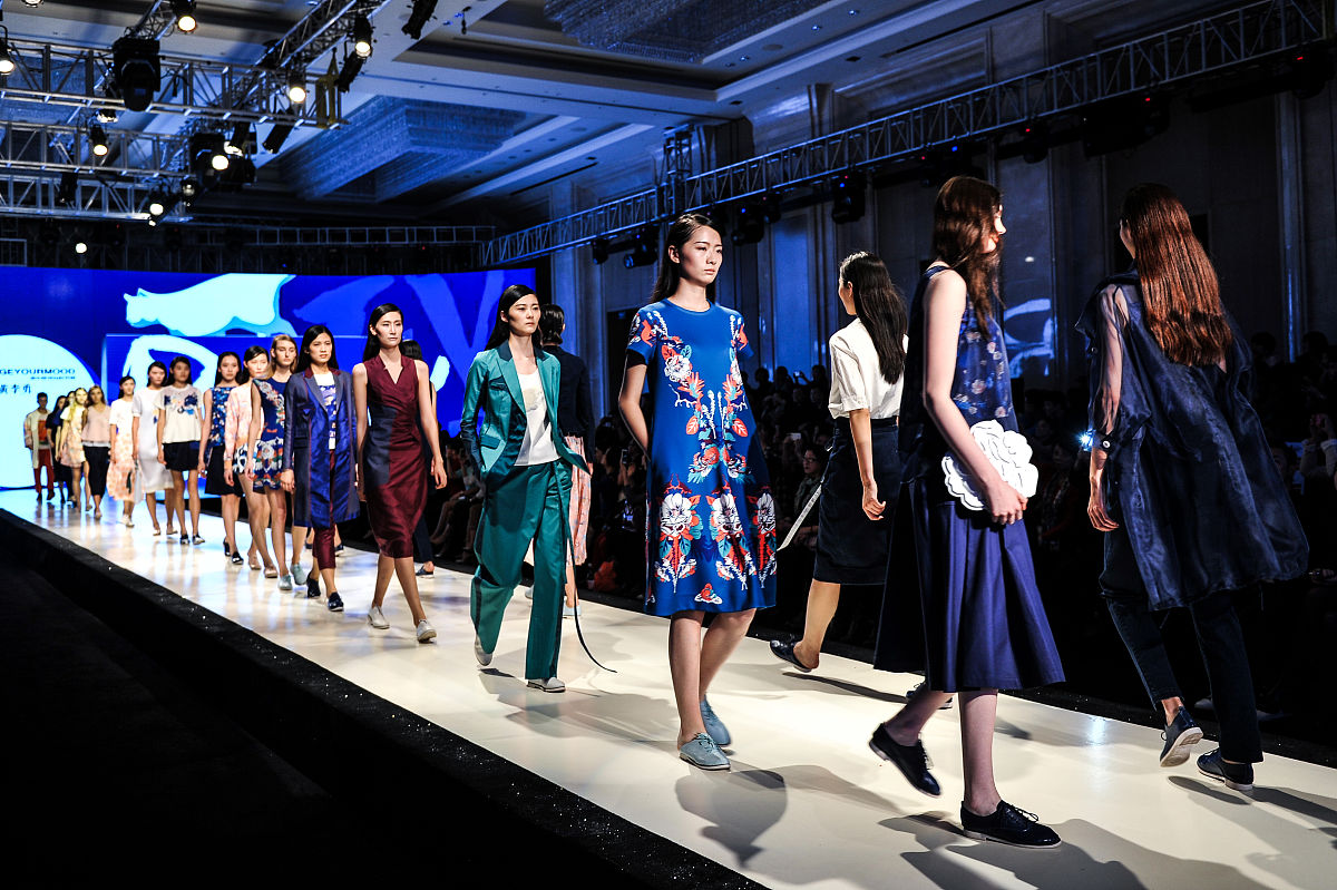 时装集团服装展示会策划方案