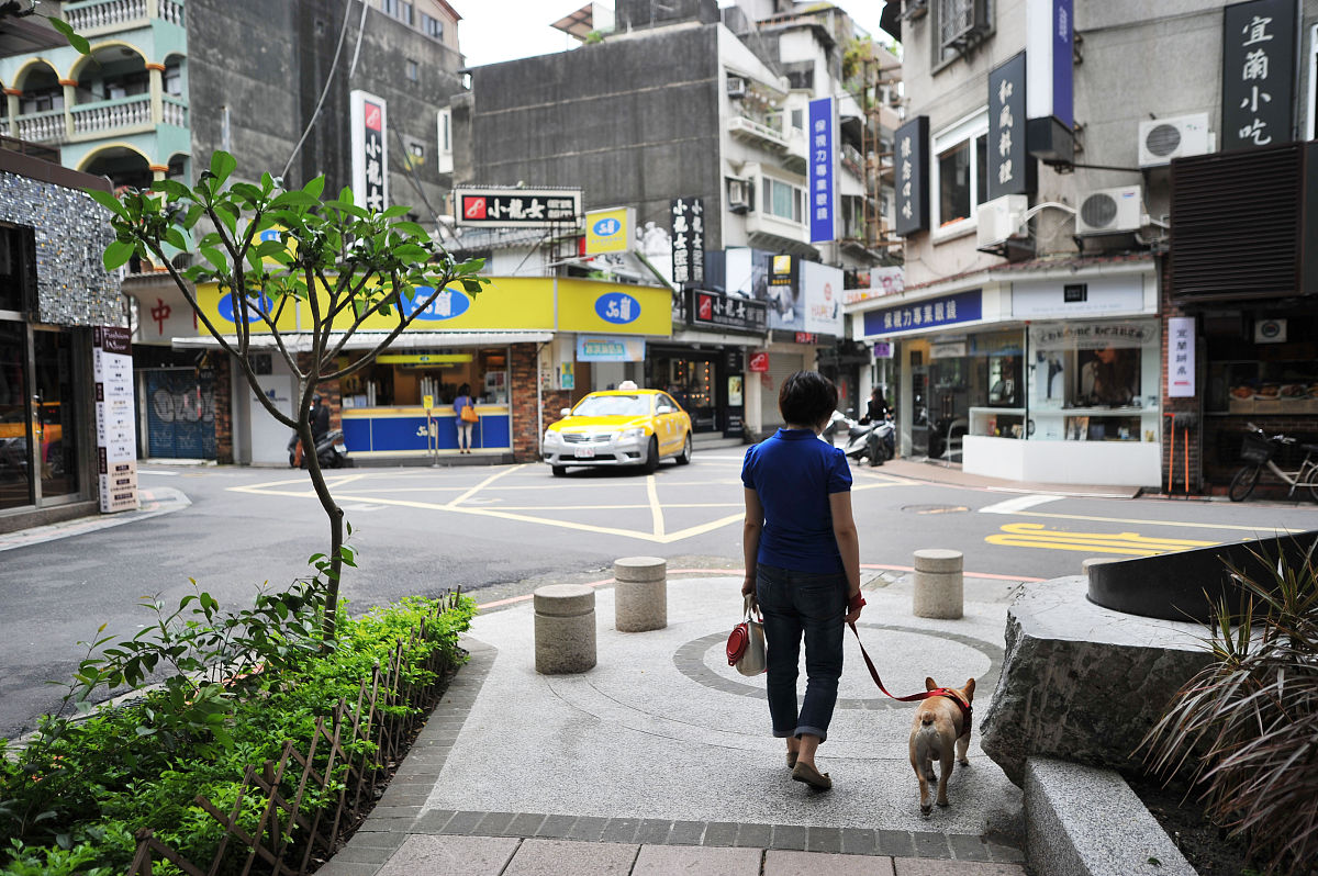 浙江万里学院环境工程专业培养目标：培养高素质环保人才