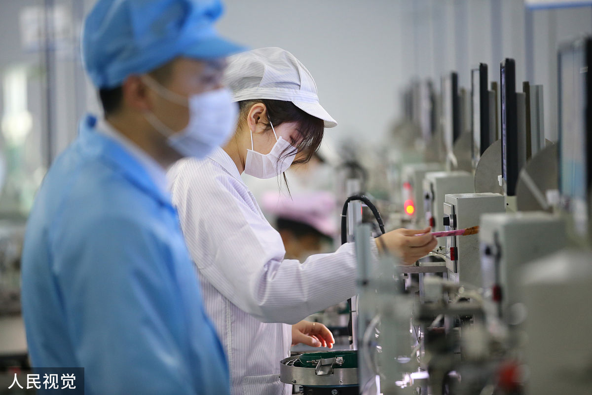 齐鲁制药操作工个人先进事迹：技能提升与团队合作