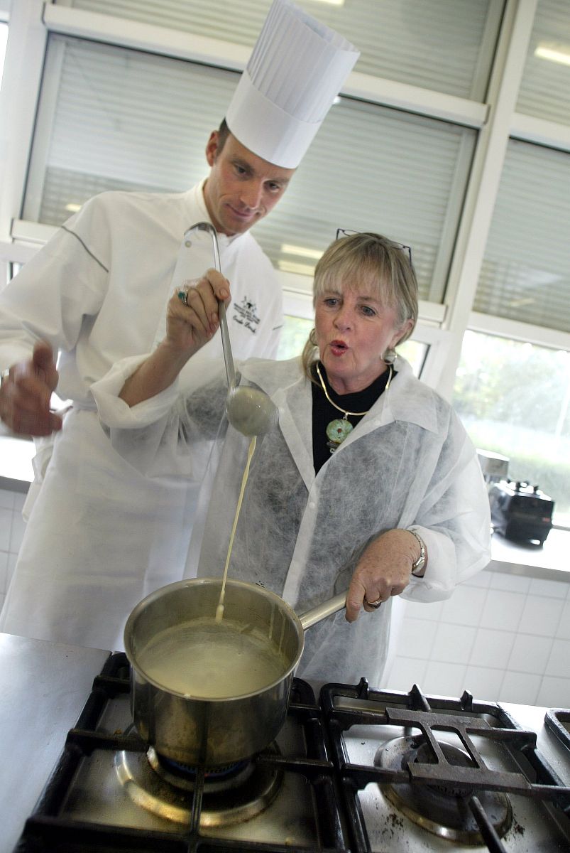 2021年广西烹饪学校招生条件 - 培养烹饪人才的摇篮