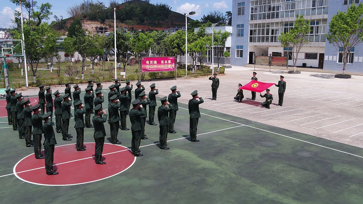 优秀共青团员的光荣事迹