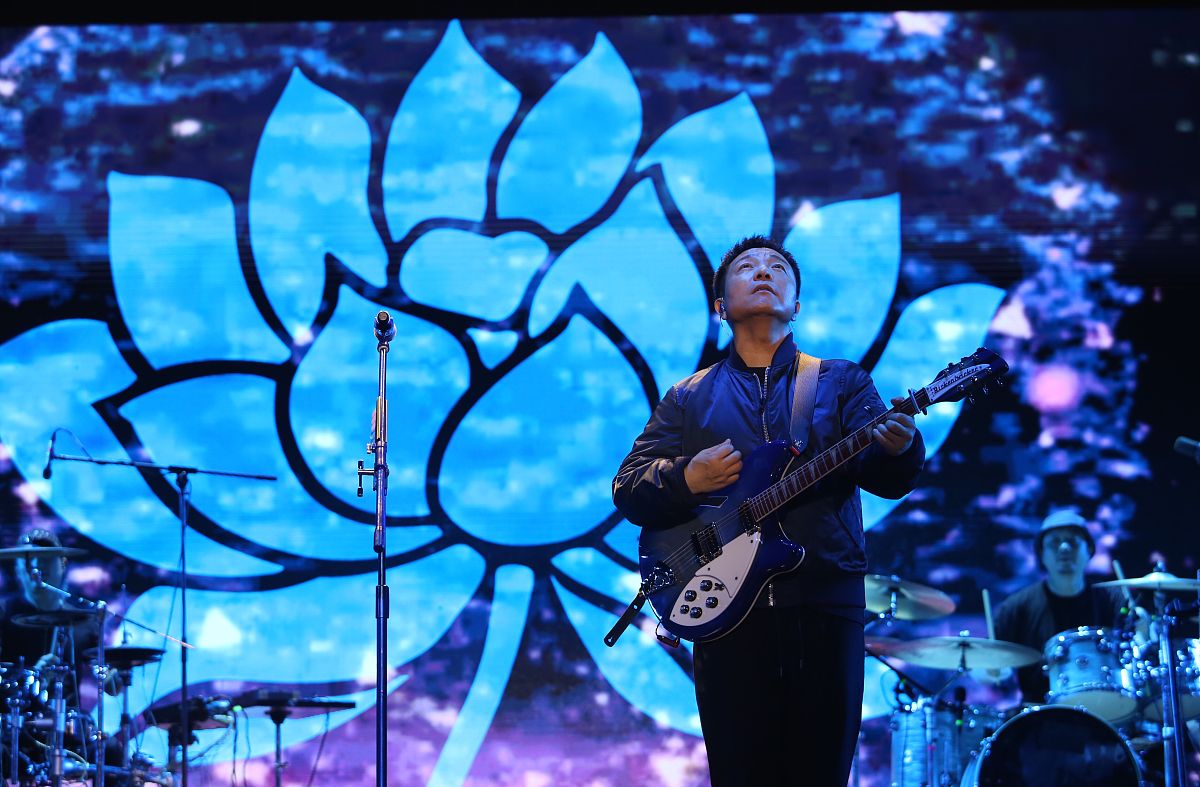 国内经典歌曲《剑魂》：许巍演唱的励志之歌