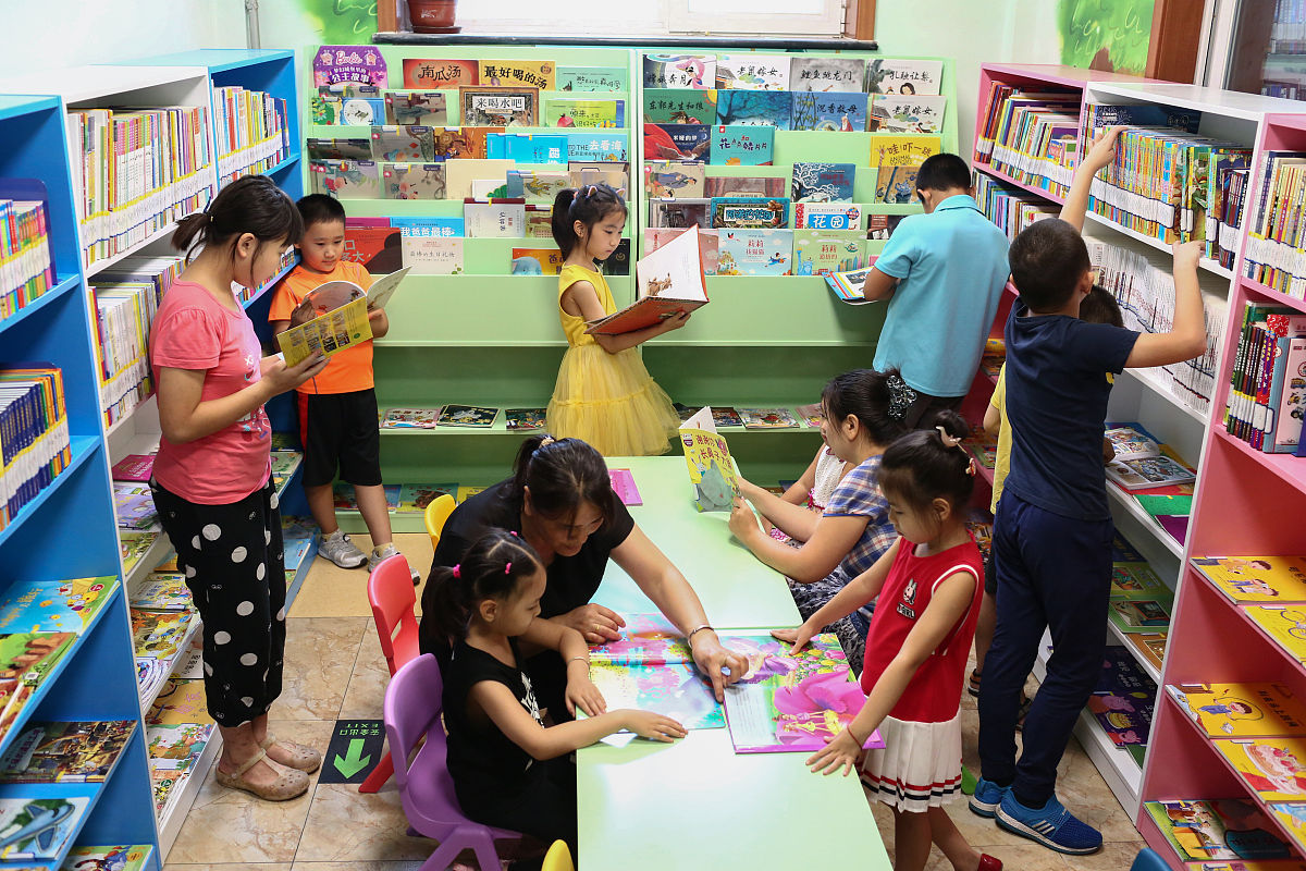 双语绘本阅读社：培养孩子阅读习惯，打开世界之窗