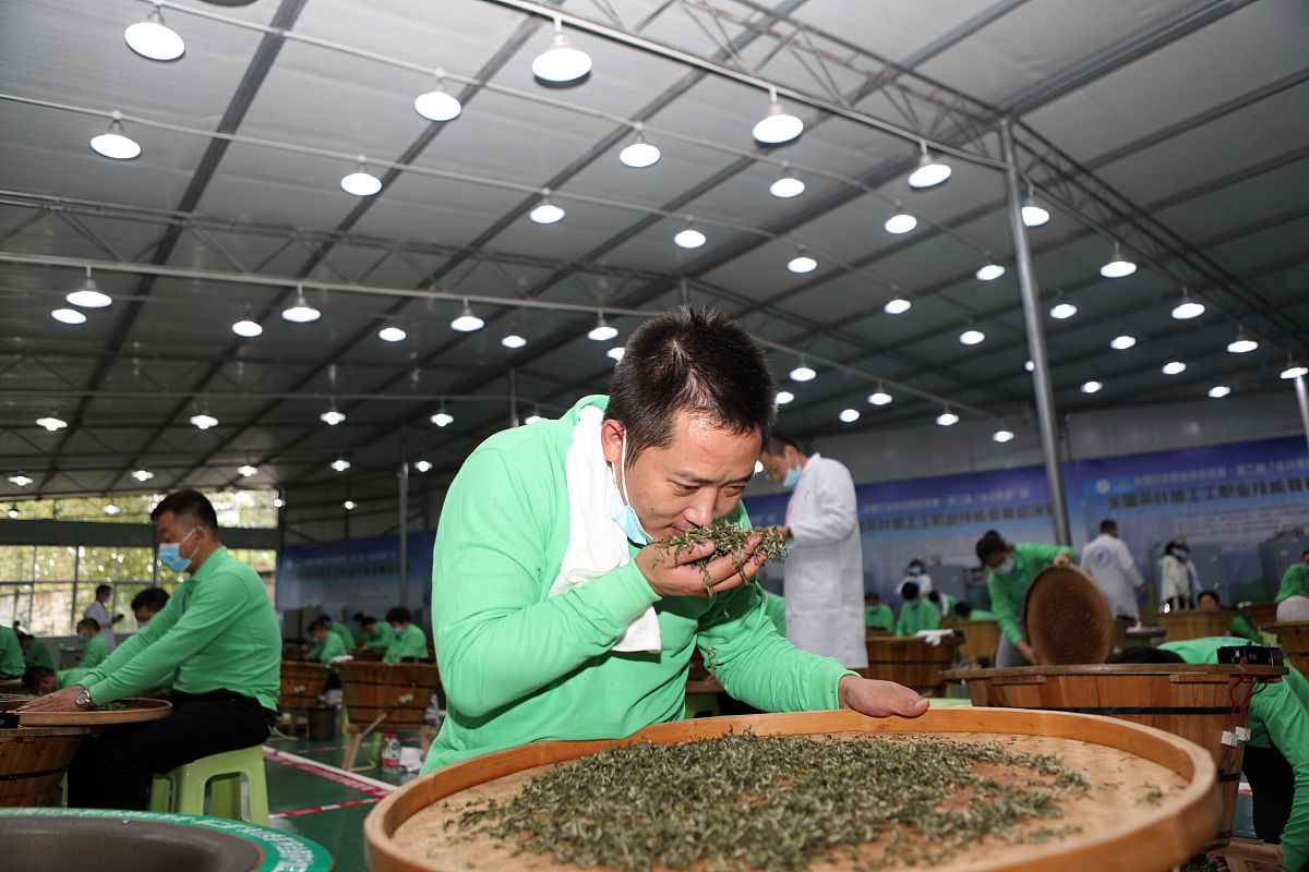 重庆铁路运输学校教学水平卓越，培养优秀铁路运输人才