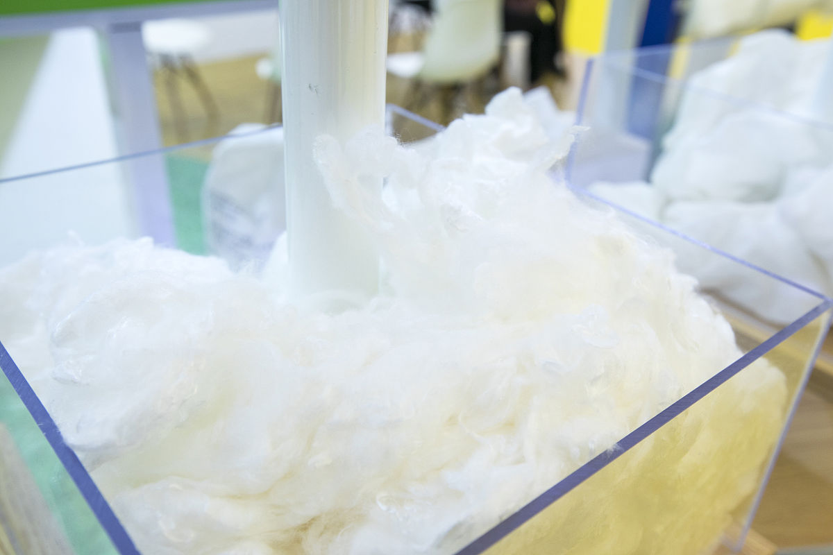 什么是以纤维素为主并粘连有半纤维素？