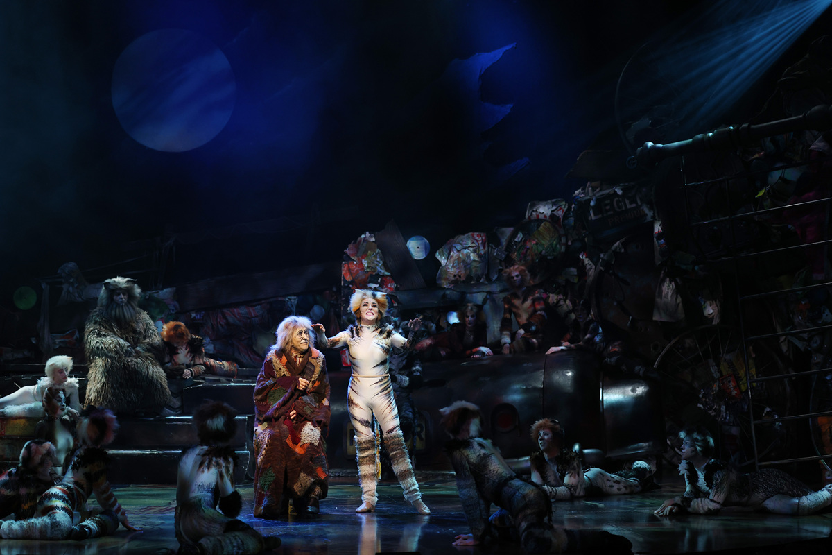 2.5次元舞台音乐表现与创新研究计划：以《千与千寻》为例