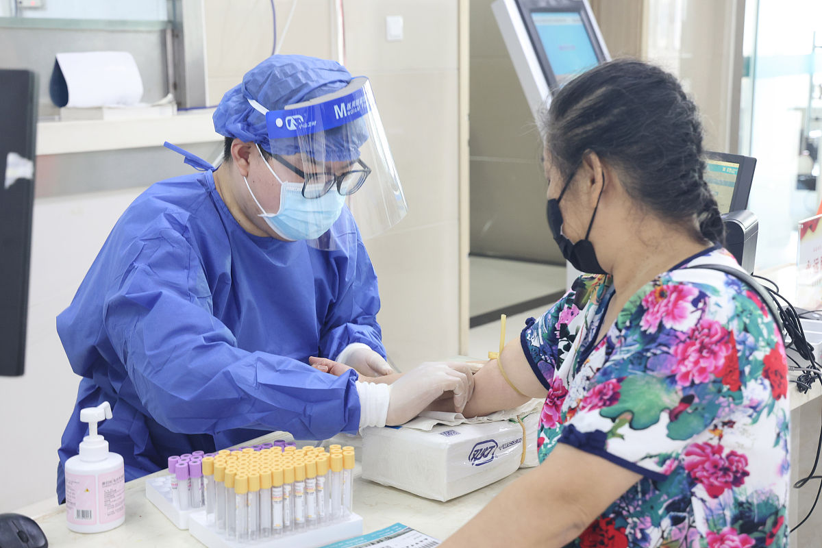 输血安全：医生可能遇到的问题和改进措施