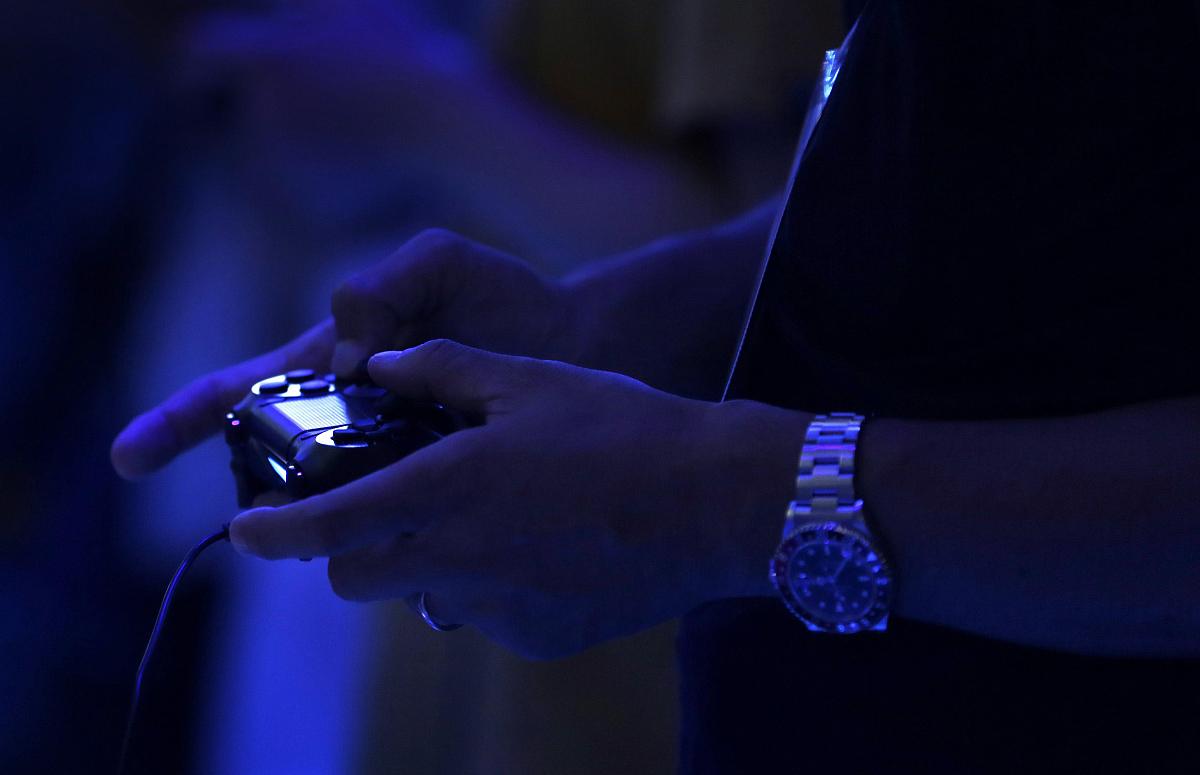 万亿级游戏电脑配置指南：顶级硬件推荐