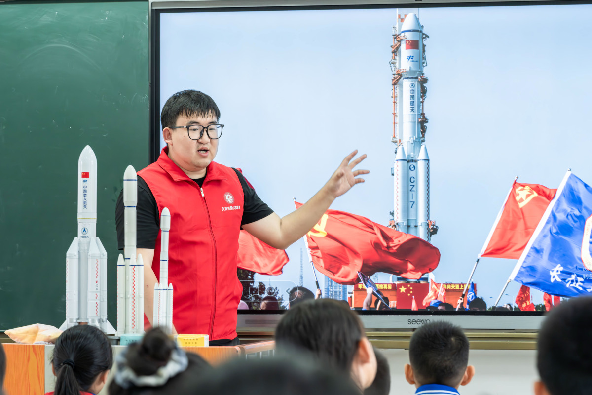 天宫课堂第四课开课！三位新晋太空教师带你探索宇宙奥秘