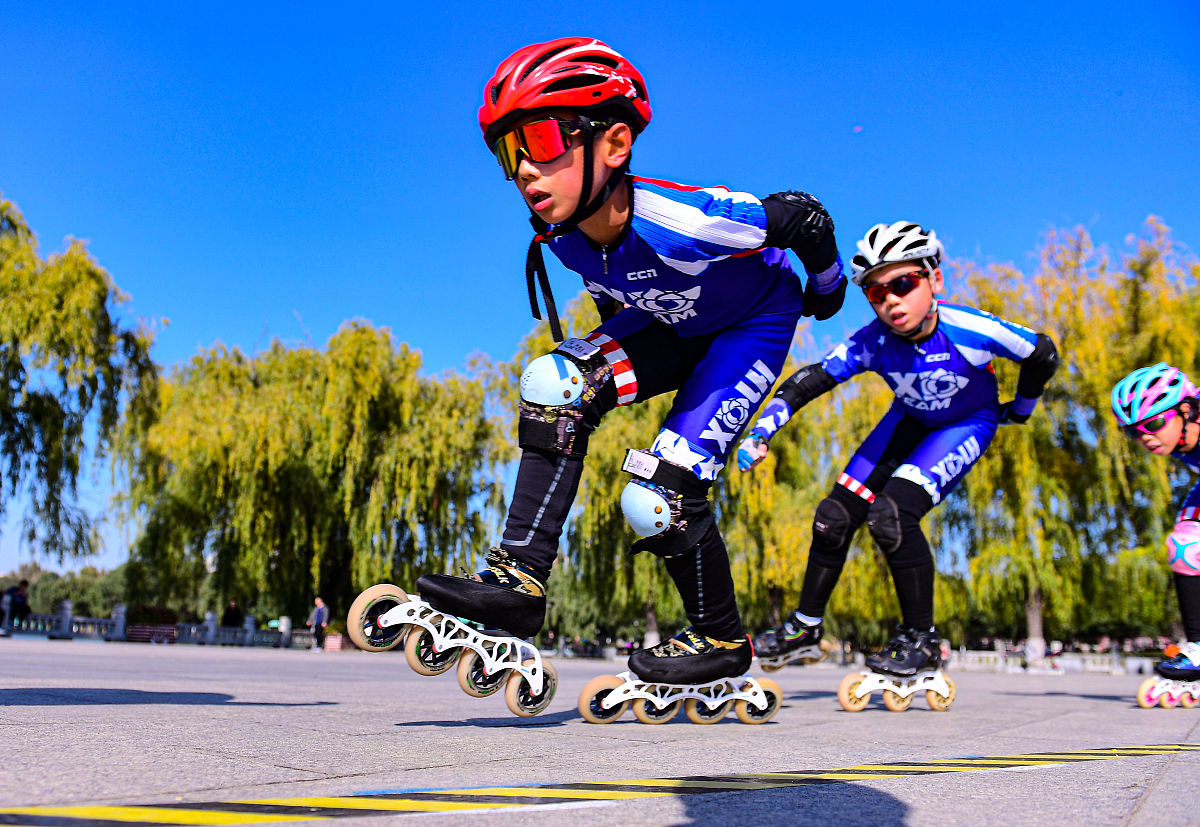 运动会加油稿简短