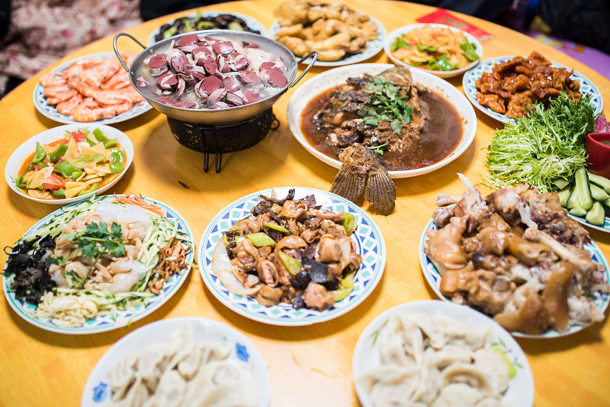 满族二八席美食简介