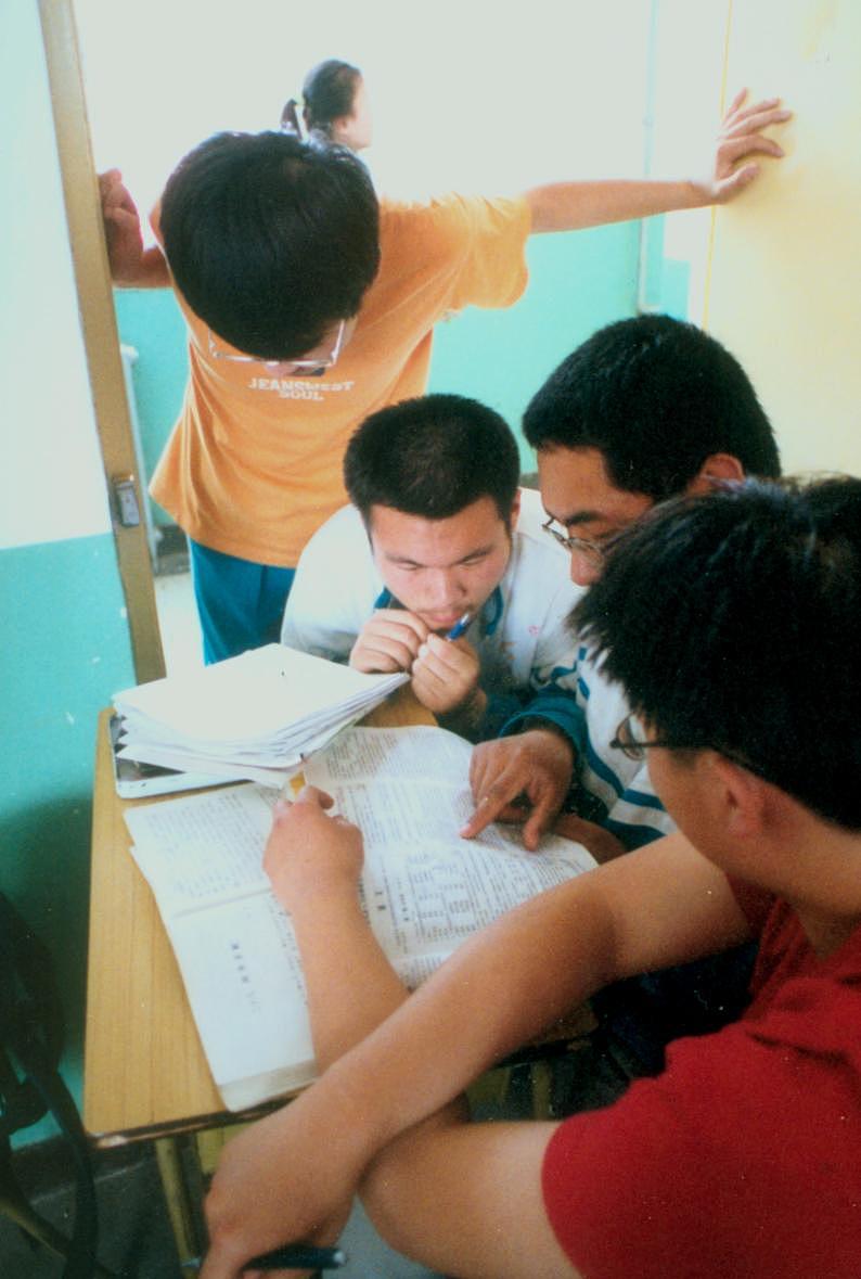 写500字大学生到小学帮小学生补习的实践内容