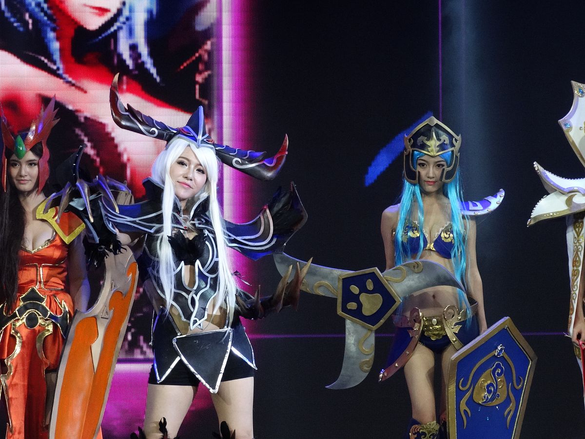 Cosplay英雄联盟:从角色扮演到展现自我 Cosplay英雄联盟:从角色扮演到展现自我