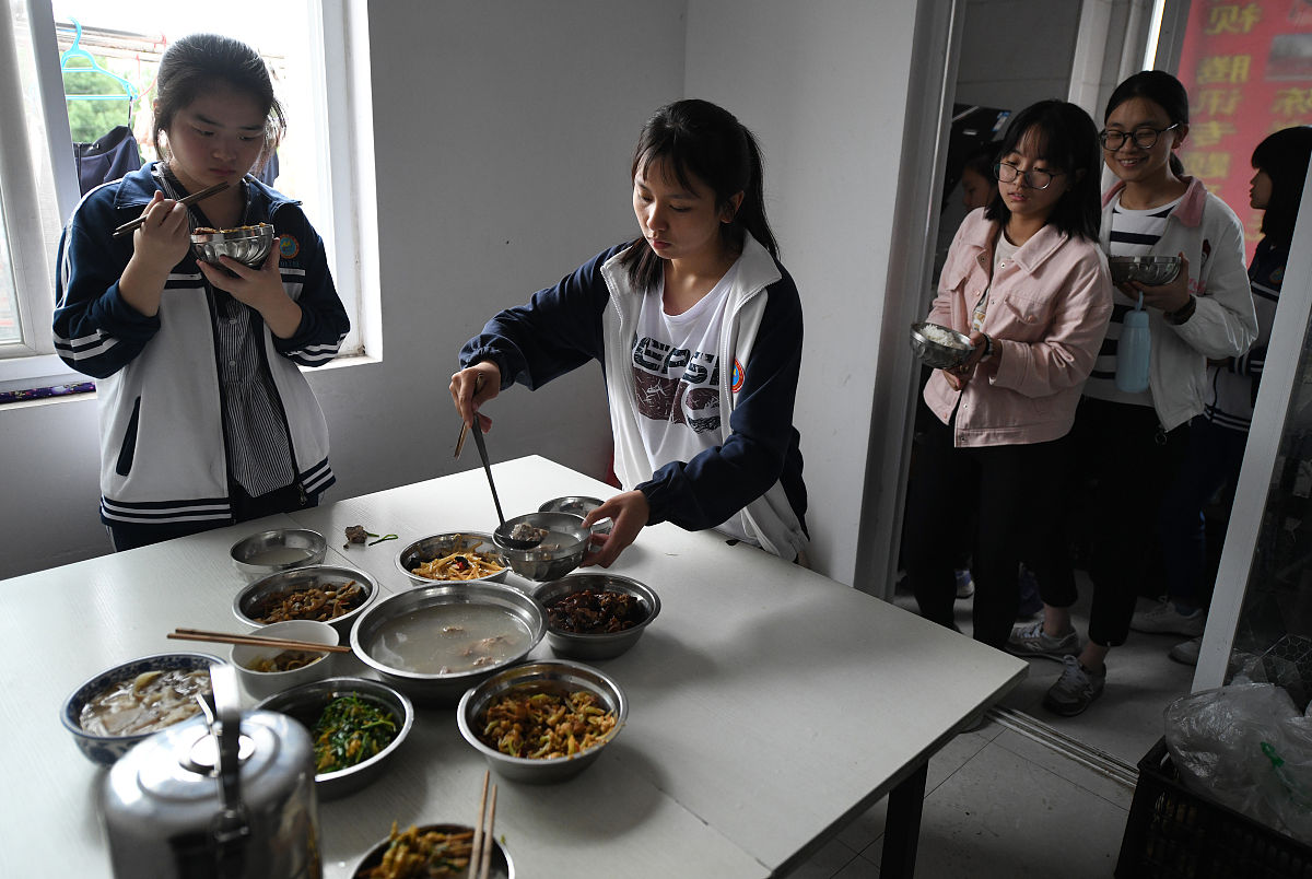 贵州特殊教育中等职业技术学校西餐烹饪专业怎么样？课程设置与就业前景分析