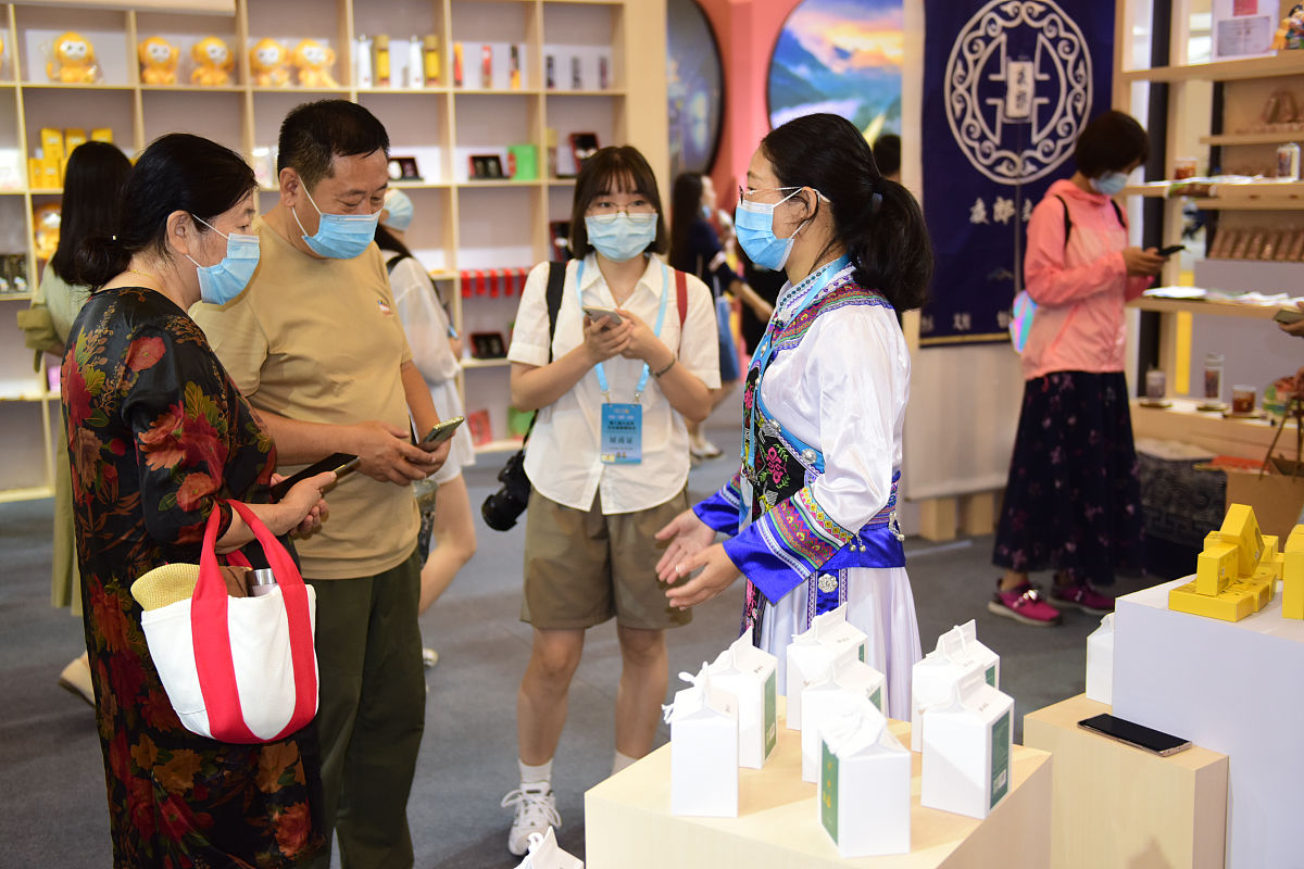 辽宁传媒学院文化产业管理专业就业方向：前景分析及职业发展建议