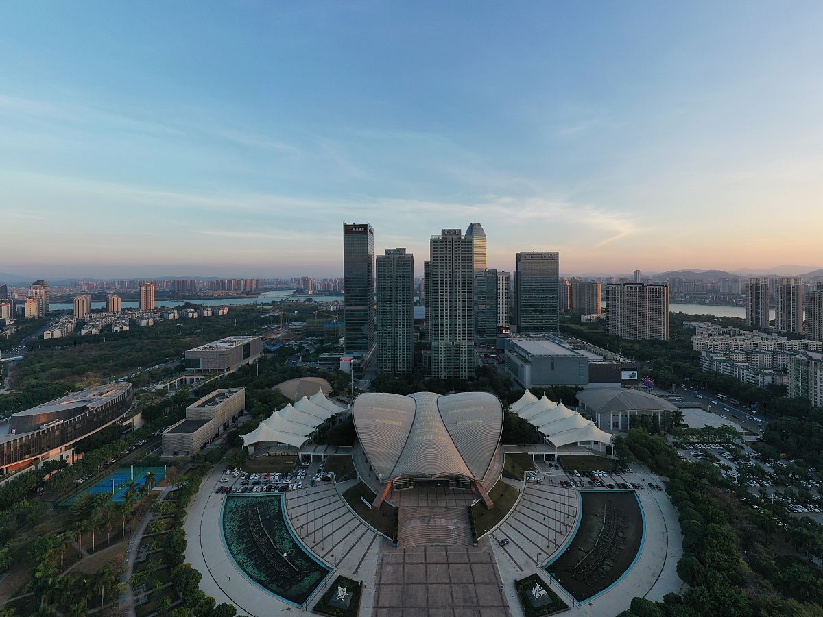 惠州市建筑学校简介