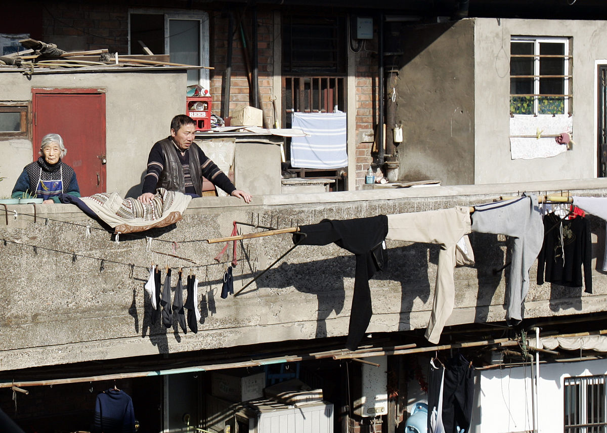 2009年1月12日,上海,隆昌公寓系文物保护建筑,地处上海杨浦区隆昌路36