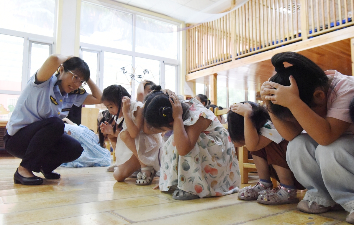 30种适合教室玩的集体游戏，增强团队合作和互动！