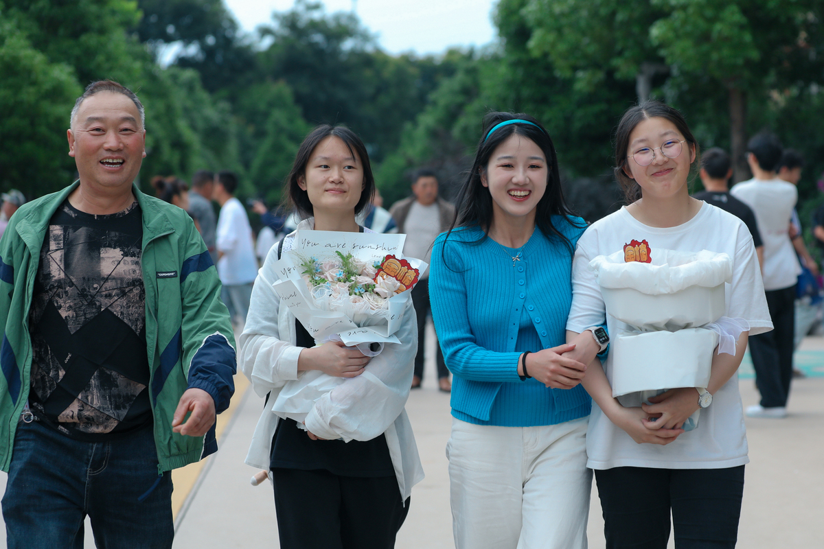 成都2022年计算机学校有女生吗