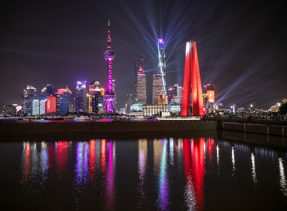 新中国史学习心得：从苦难走向辉煌的70年