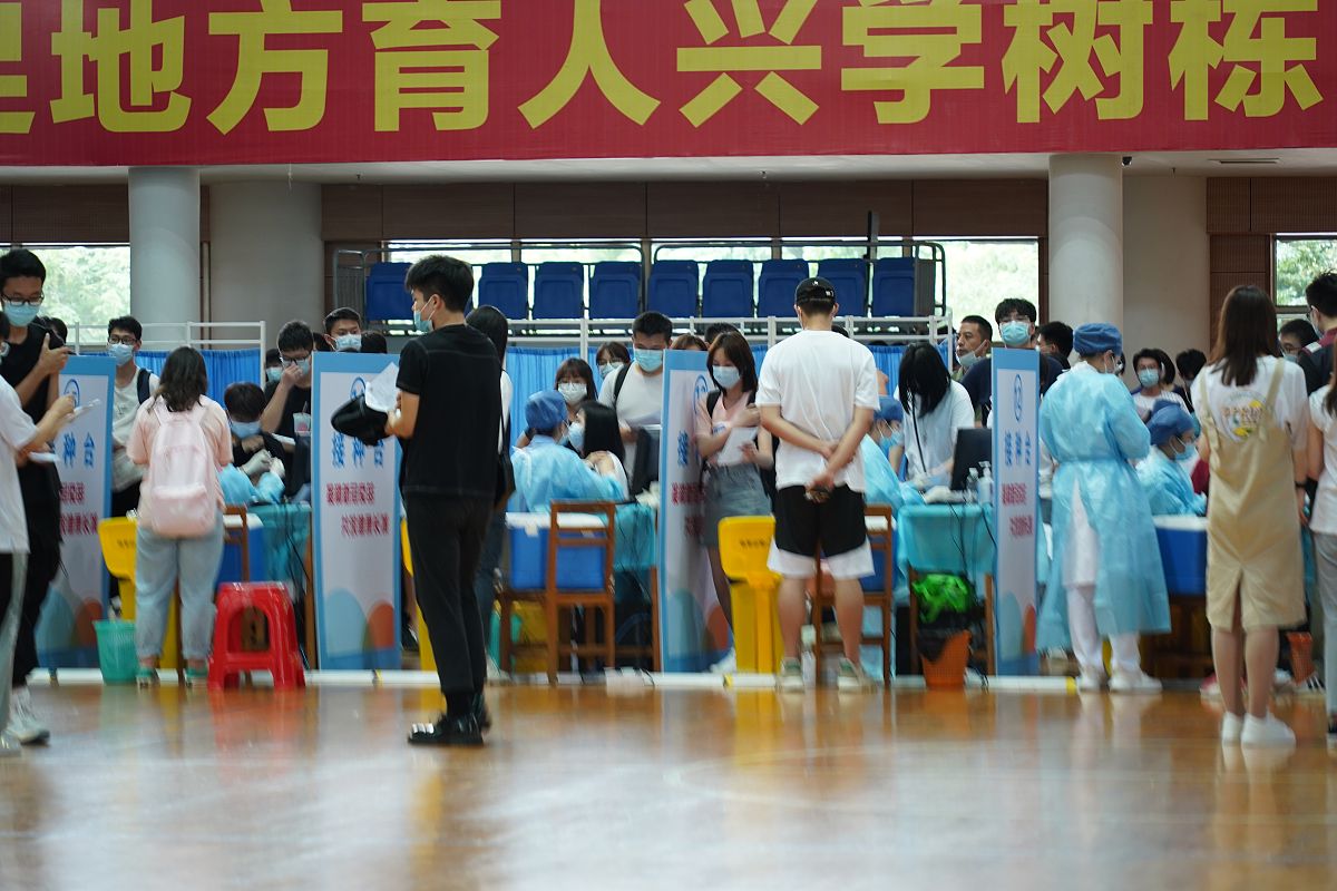 四川省德阳卫校的就学补助有那些呢