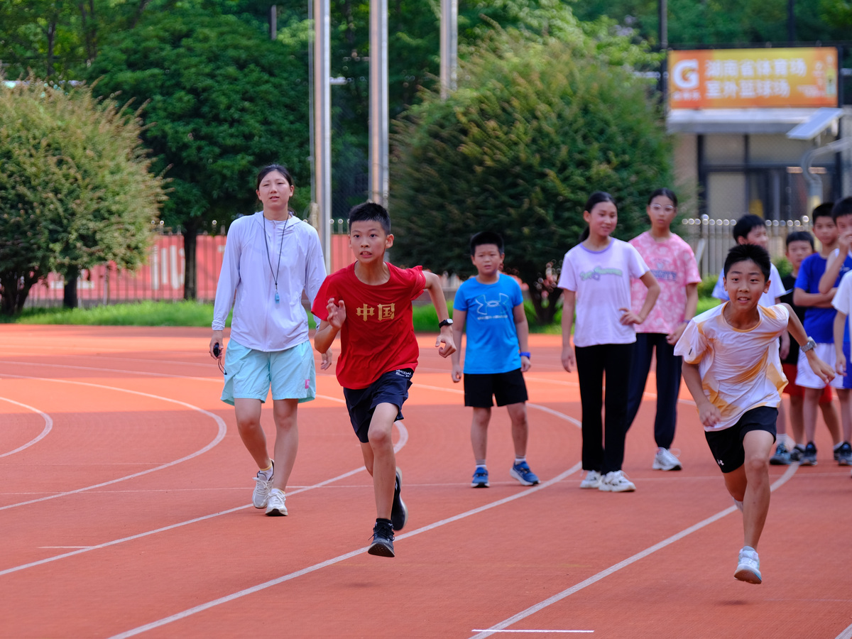 四川省体育运动学校田径系简介