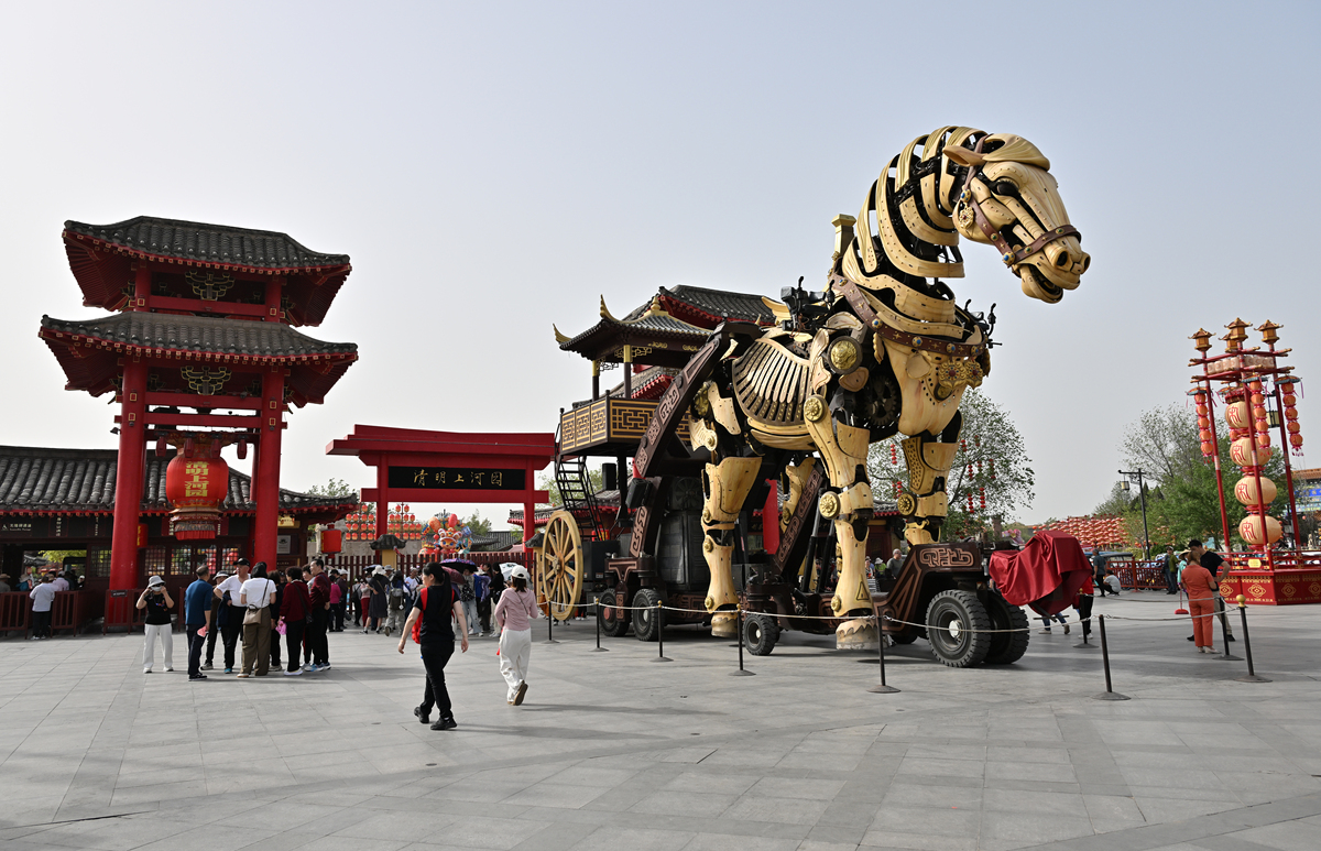 开封旅游必打卡景点推荐：开封府、清明上河园、铁塔公园
