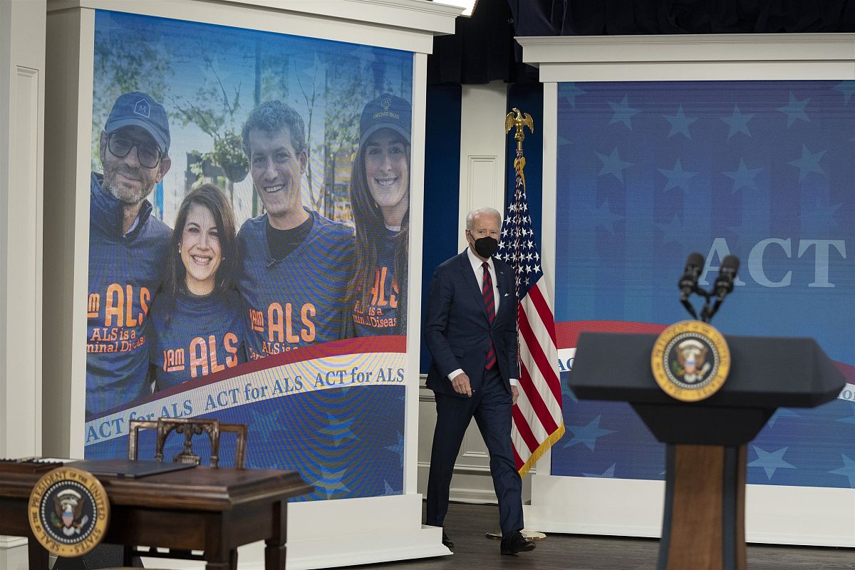 中国医科大学康复治疗学专业怎么样？未来就业前景如何？