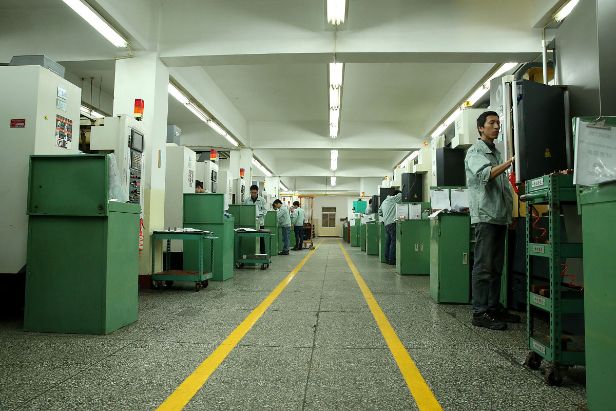 富士康科技集团成都园区实训总结：机械电子工程一周实践心得