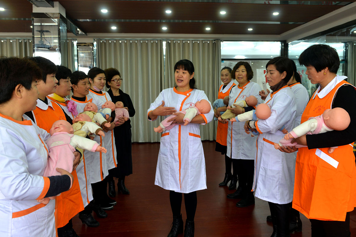 株洲第一职业技术学校2021年开设专业-汽车维修/电子商务