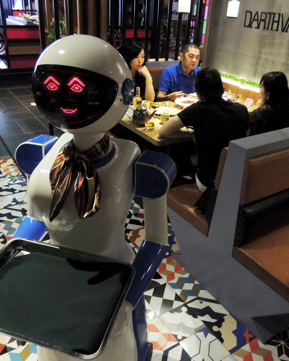 human 今天中午我们该吃什么; AI 您想吃什么？中式还是西式？;human 中式;