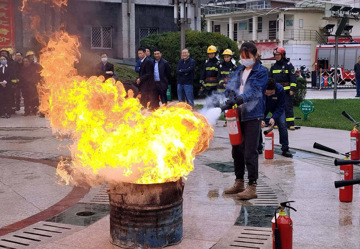 火灾逃生模拟系统：消防知识学习和实战演练软件