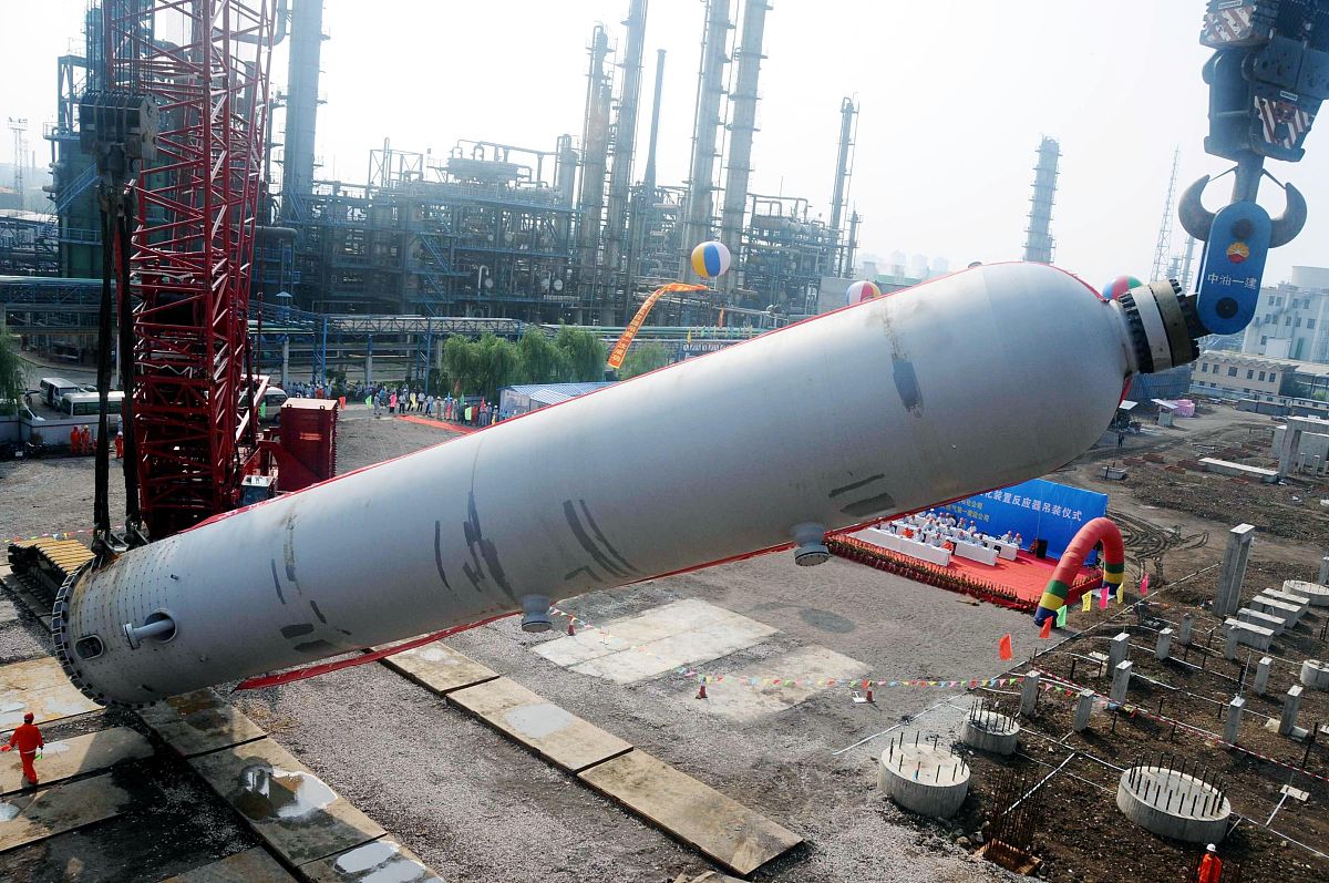 成都石化工业学校会计专业前景好不好