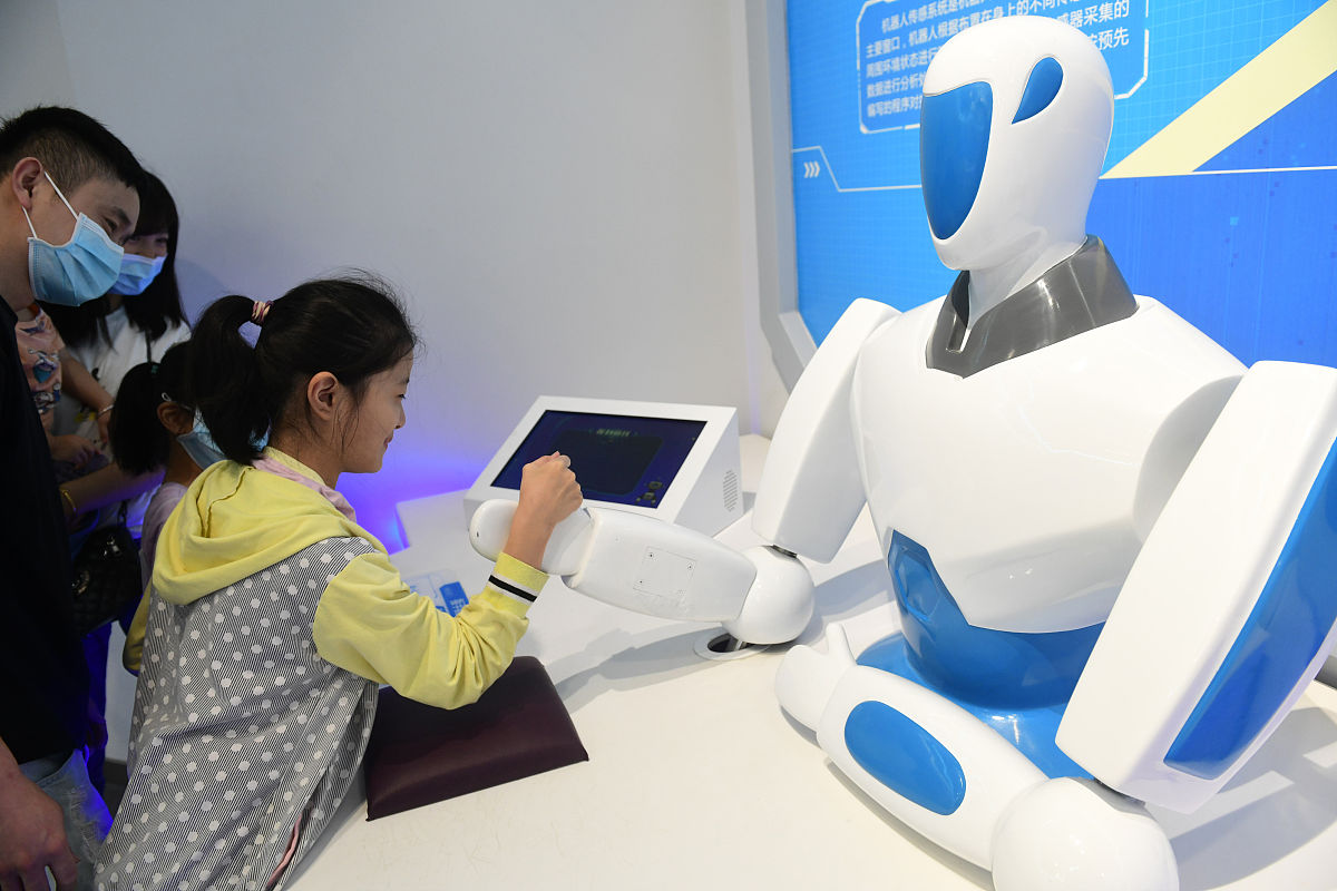 请帮我生成一份关于chatgpt的面向初中生的演讲PPT可以吗