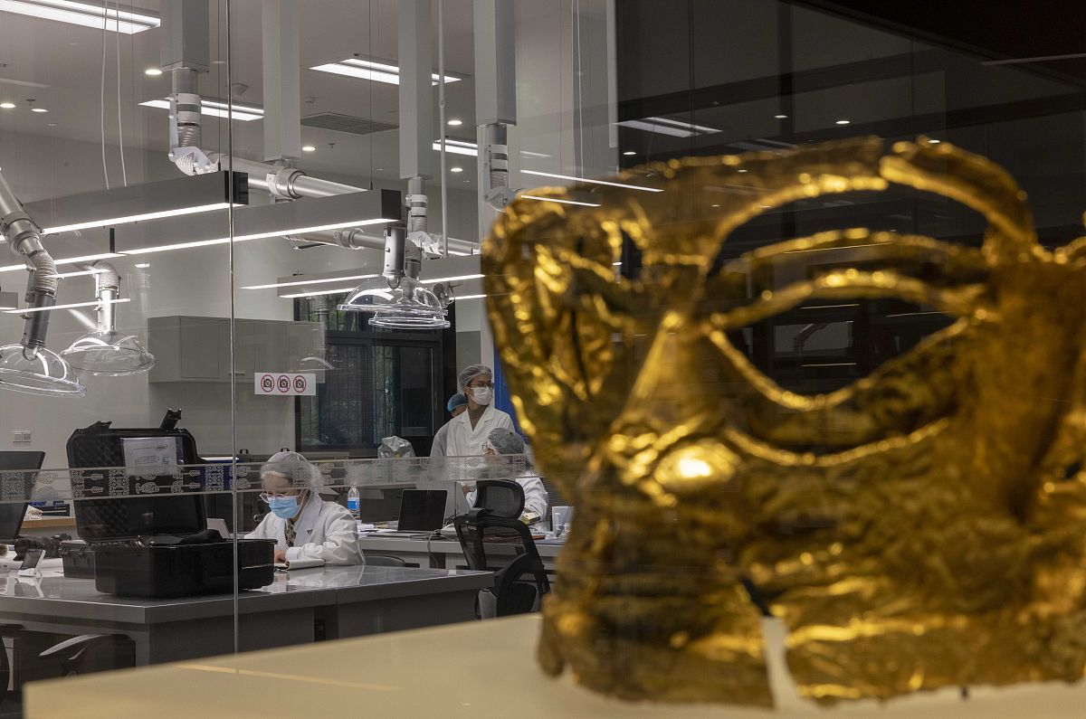 怎么把多张word报名表的内容集中到一张excel表上