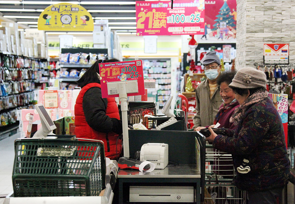 超市收银员注意！带盒商品拆开检查防调换